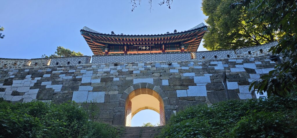 남한산성 북문 전승문