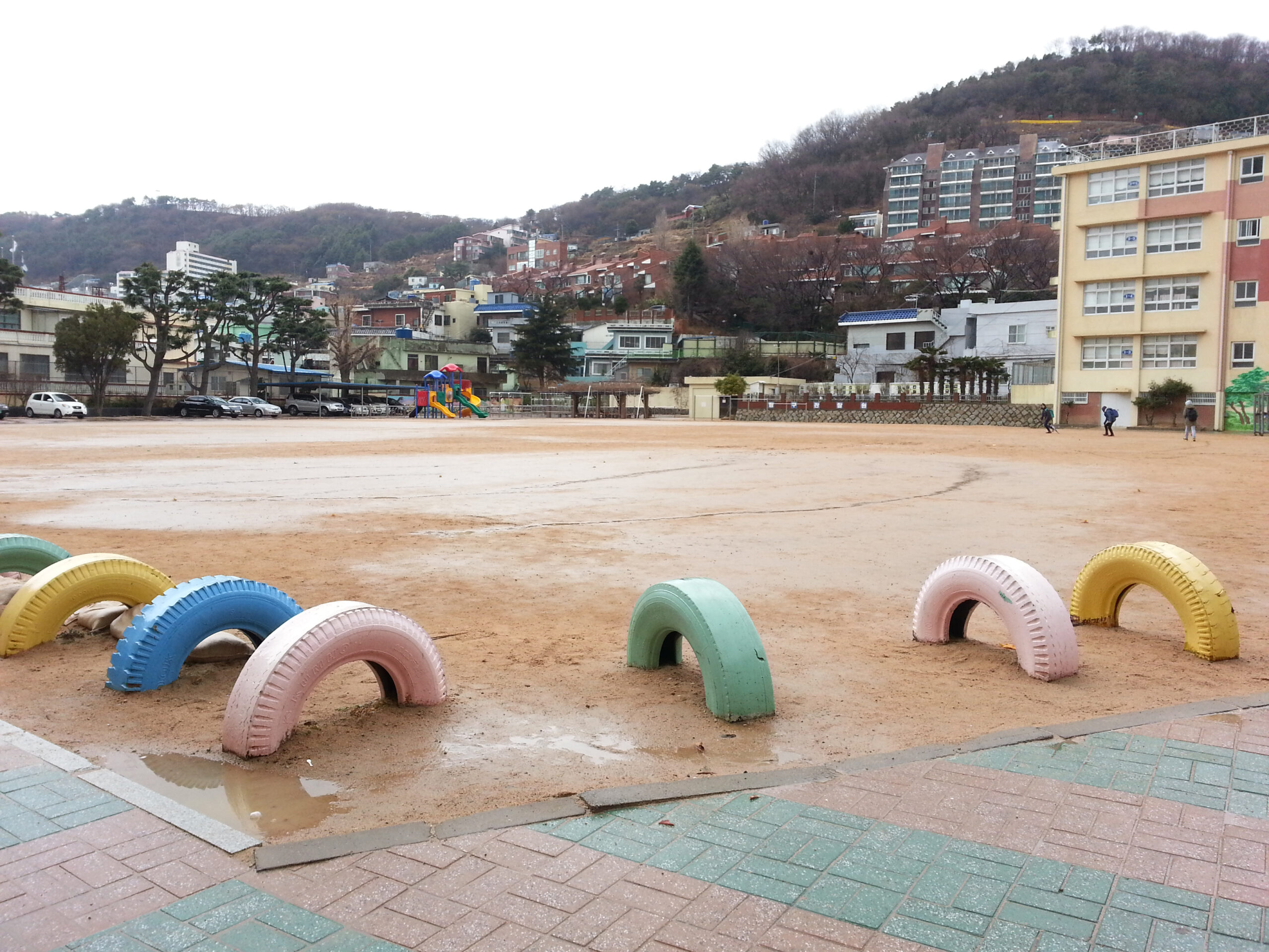 8월의 크리스마스 촬영지 군산 초원사진관, 국민학교 세대가 다시 본 결말